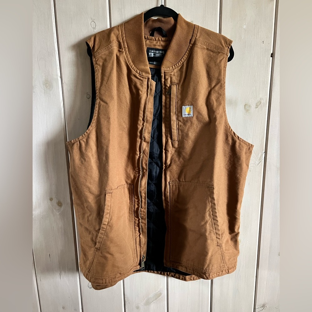 NWOT Men’s Carhartt Vest Size: XL